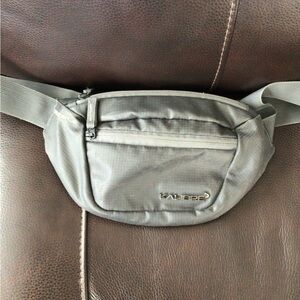 Kalibre Gray Nylon Fanny Pack